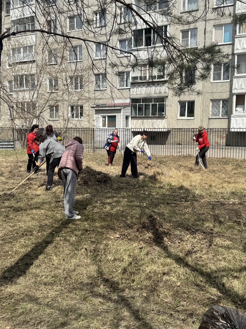 Субботник в детском саду &amp;quot;Мы за чистоту!&amp;quot;.